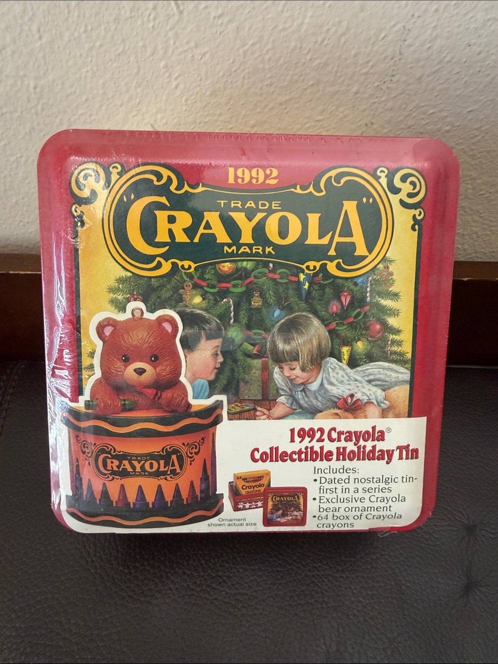 Vintage 1992 Crayola Collectible Holiday Tin Includes Bear Ornament & 64 Crayons
